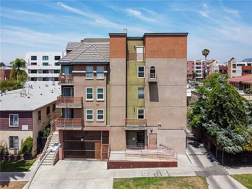 321 S Occidental Blvd #104 Photo 1