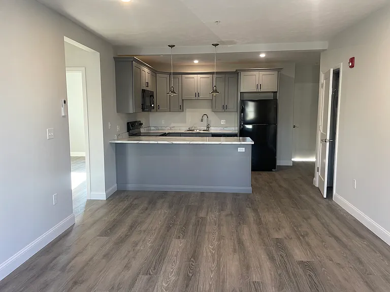 16 Wendell St #1 — Photo 1
