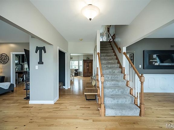 5th image of 16335 Copperwood Ln