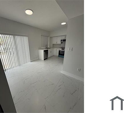5th image of 115 SW 42nd Ave