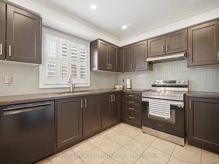 70 Echoridge Dr — Photo 17