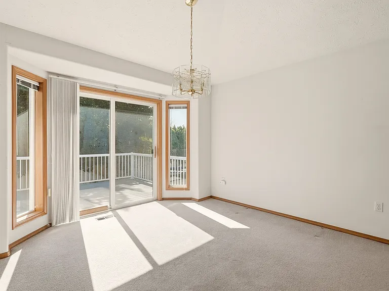8823 N Pamela St — Photo 7