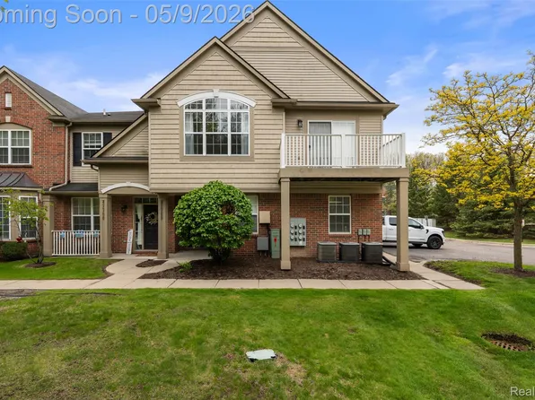 47708 Ormskirk Dr, Canton, MI 48188