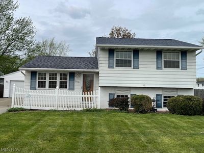 4036 Leavitt Rd, Lorain, OH, 44053