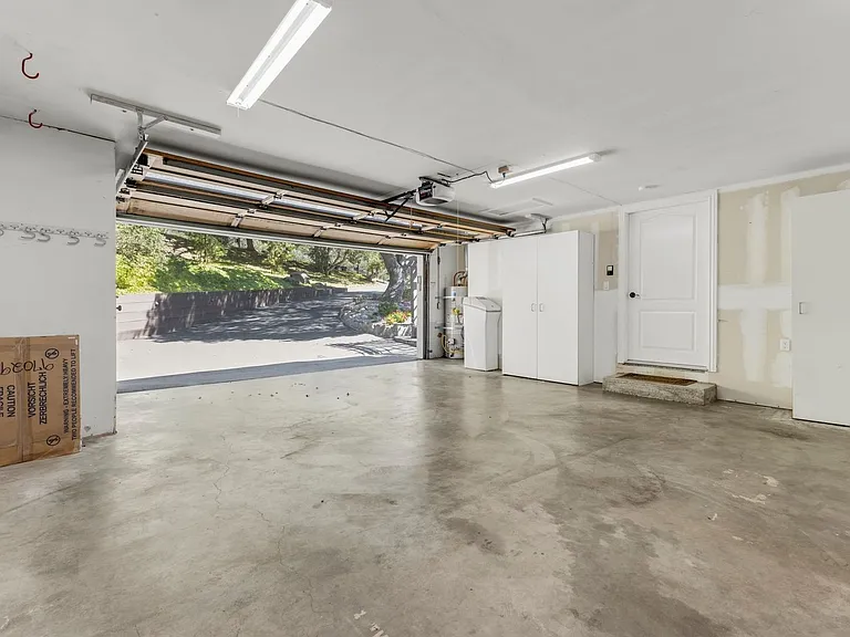 15 Mentone Rd — Photo 47