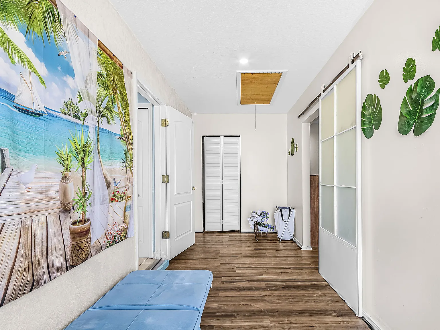 3 bed, 2.0 bath, 1920 sqft, $2,580 — Photo 3