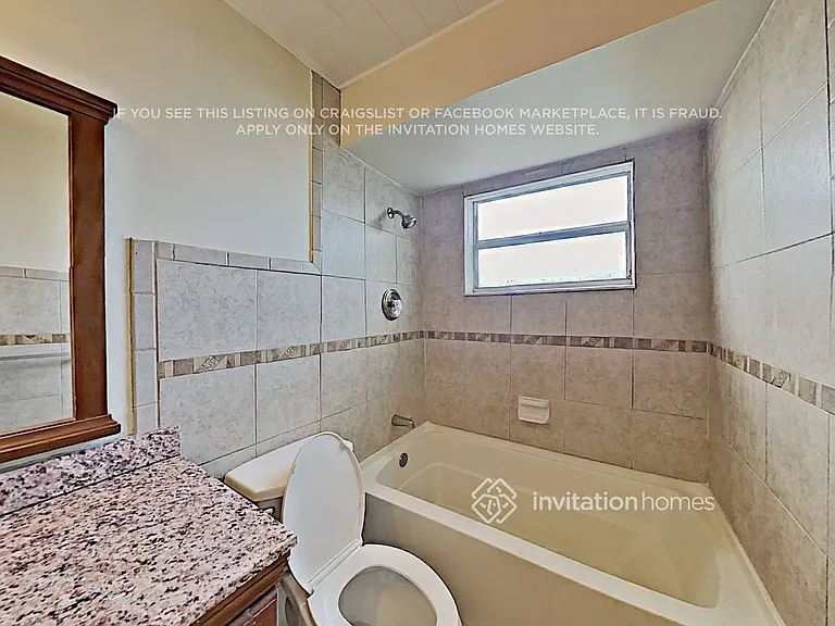 10641 NW 27th Ct — Photo 14