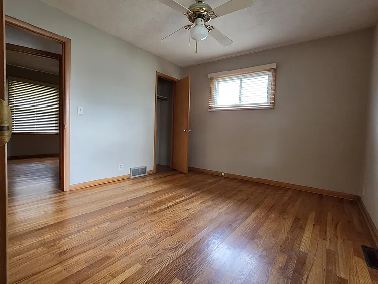 4937 S 77th Ave — Photo 21