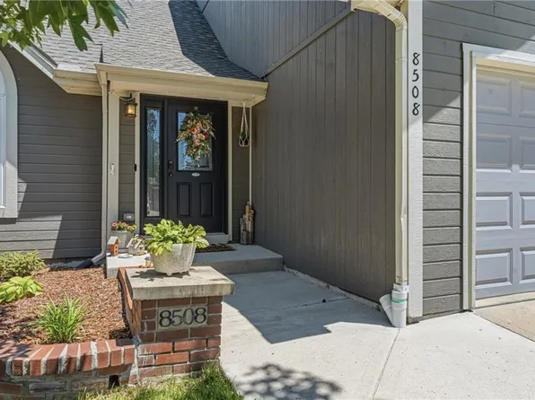 8508 NE 109th St, Kansas City, MO 64157