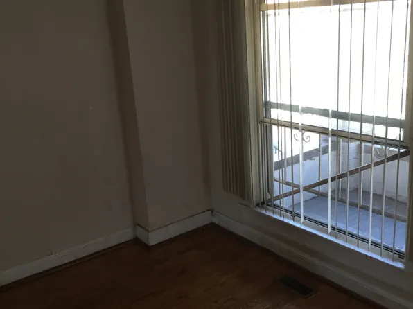 748 Bartlett Ave, Baltimore, MD 21218