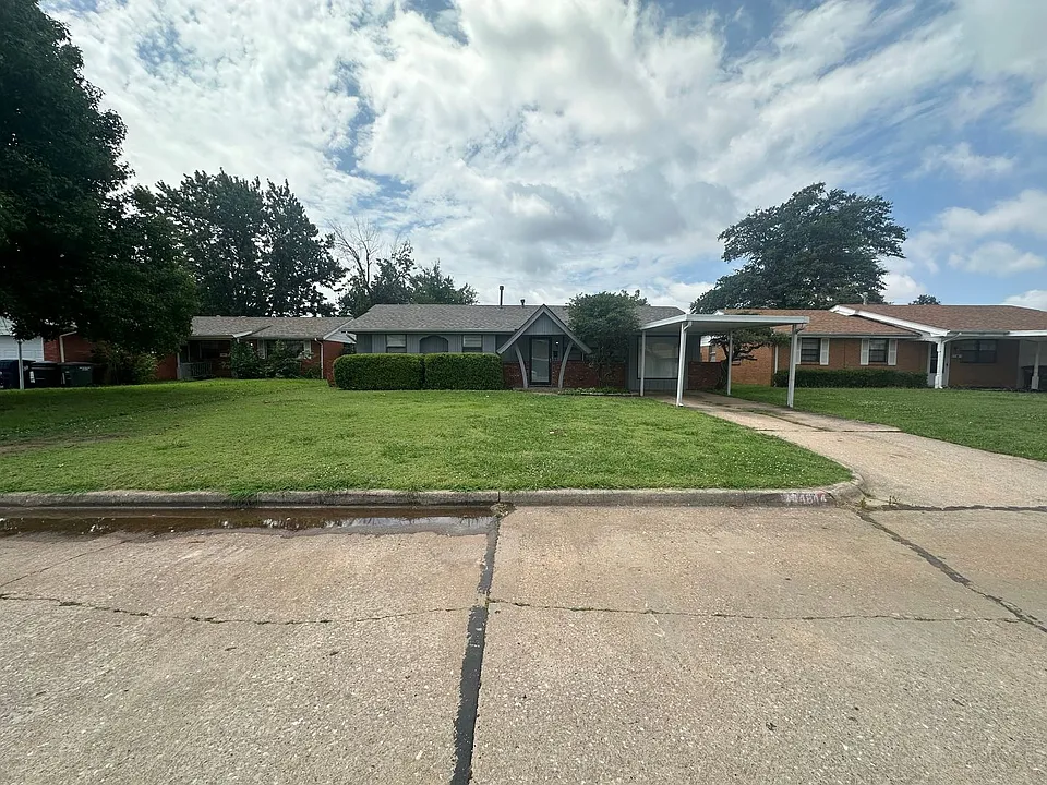 4844 Woodview Dr