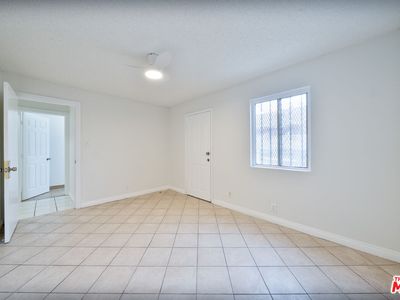 426 E Century Blvd, Los Angeles, CA, 90003