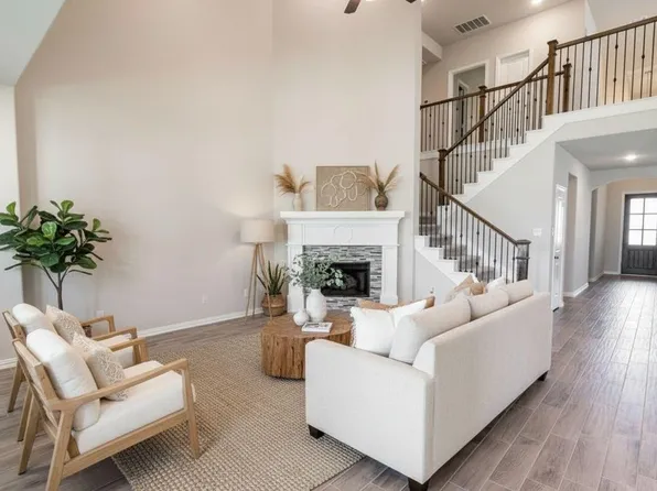 2831 Maple Oak Ln, Manvel, TX 77578