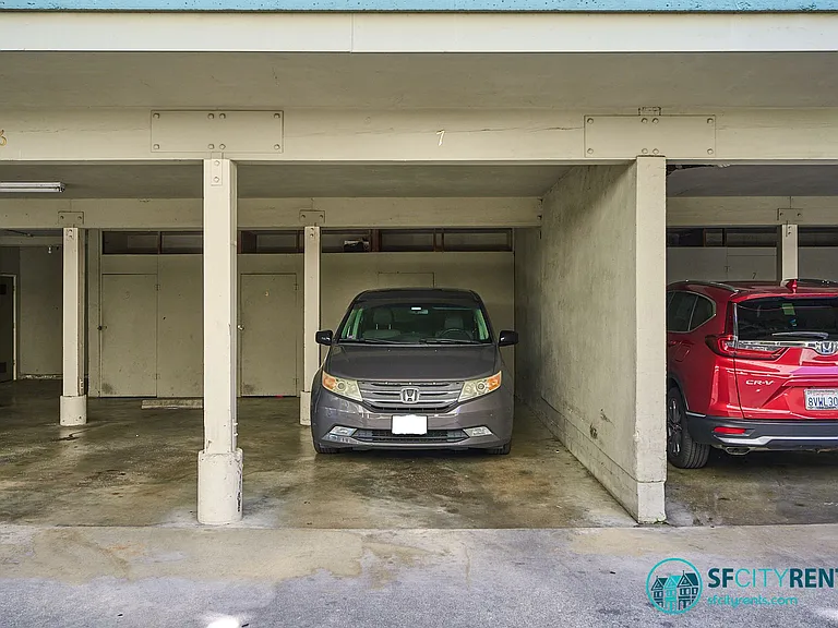 1540 Hudson St #302 — Photo 28