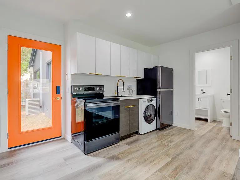 20650 Cantlay St — Photo 14