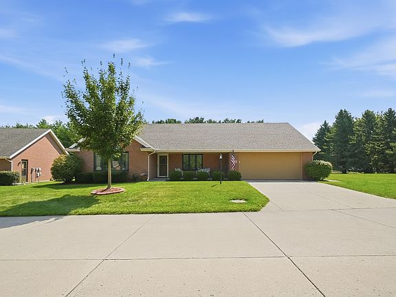 3rd image of 5642 Fox Ridge Dr