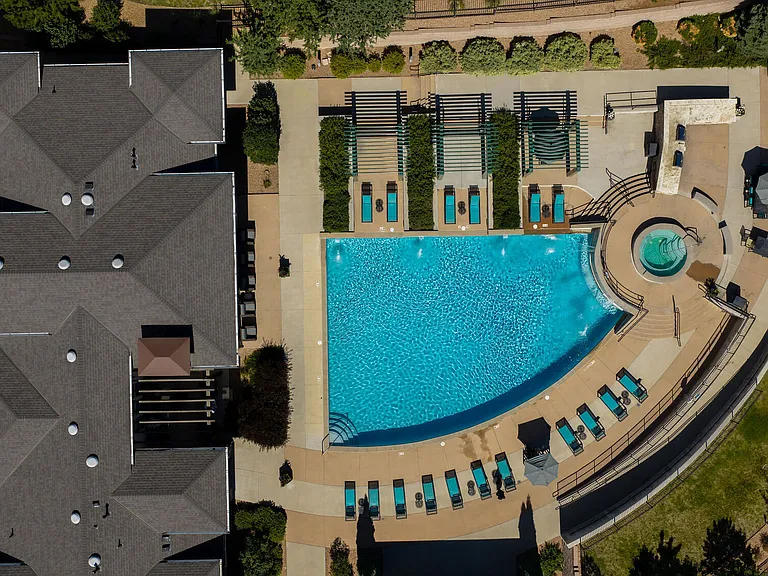 HiLine at Littleton Commons apartments community photo