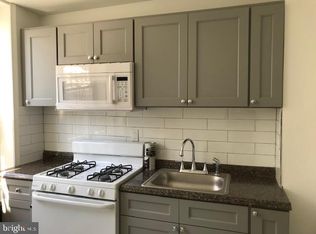 1130 S Alder St, Philadelphia, PA 19147