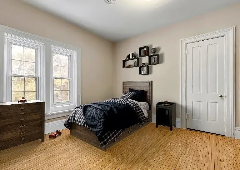 1707 E State St — Photo 9