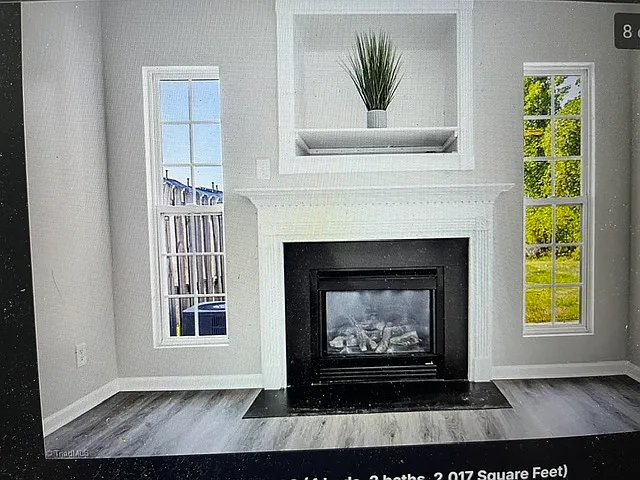 1924 Munn Cir — Photo 7