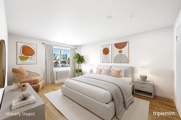 Sold by Triplemint | media 4