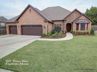 2872 Picasso Pl, Fayetteville, AR 72703