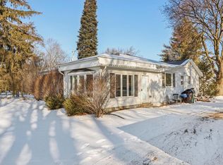 W1383 W Post Rd, Genoa City, WI 53128