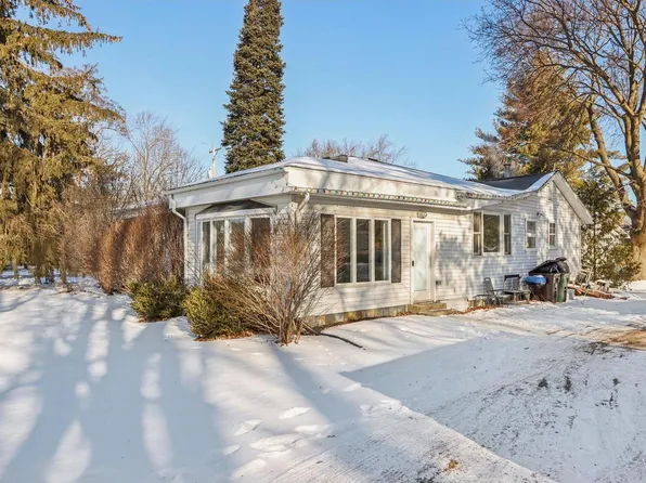 W1383 West Post ROAD, Genoa City, WI 53128