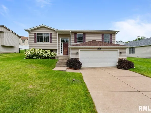 5335 Hillandale Rd, Davenport, IA 52806