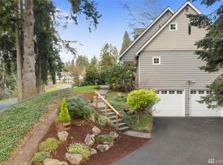 17910 Circle Dr, Bothell, WA 98011