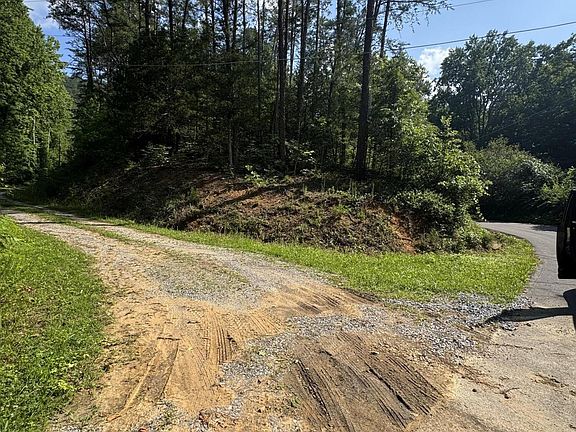 3rd image of 23 Walden Ridge Rd Lot 23