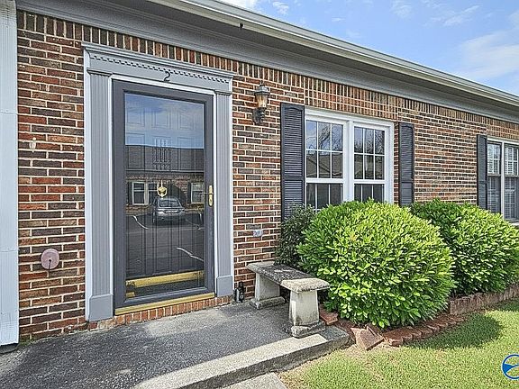 2nd image of 8146 Oldfield Rd SW APT 2G