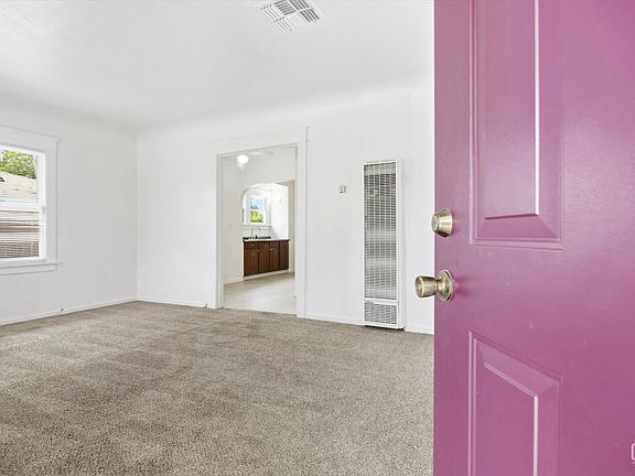 5th image of 419 Highland Dr
