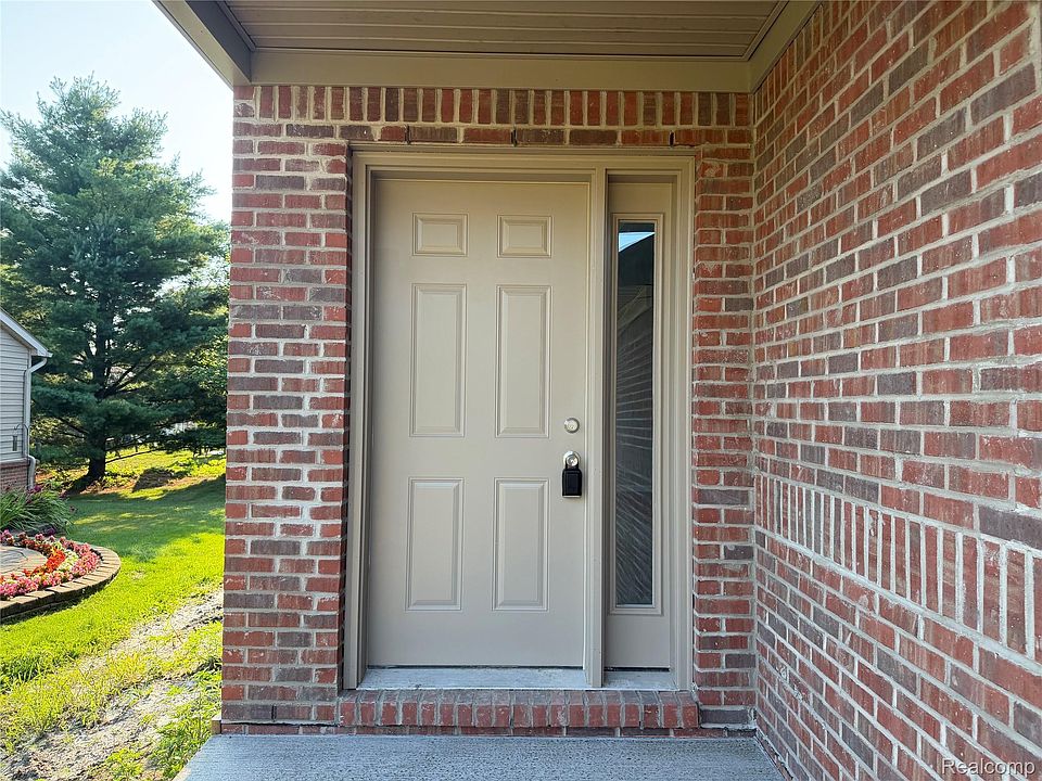819 Chelsea Ridge Ct, photo 2