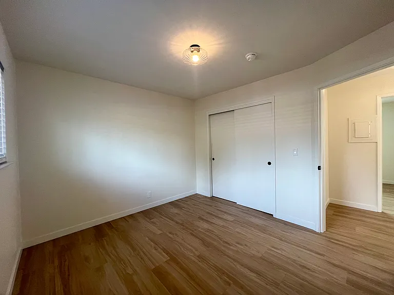 1909 San Ramon Ave #3 — Photo 16