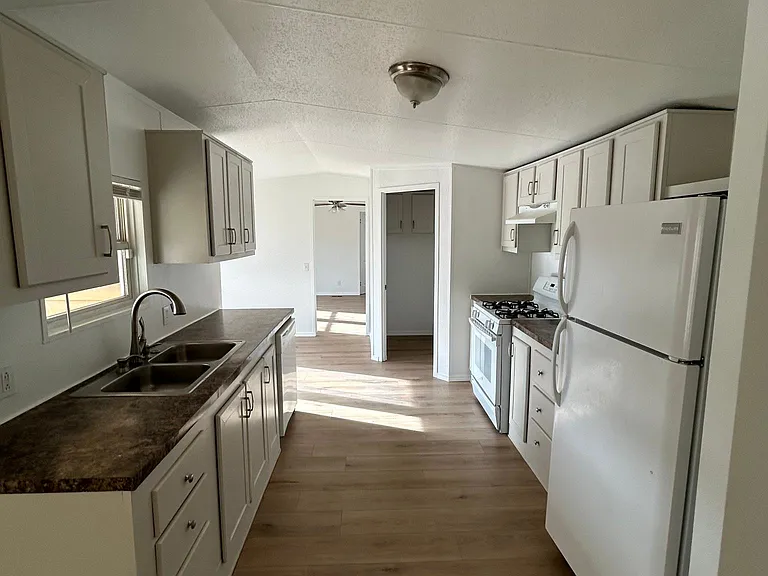 17 Meadow Lake Rd #16 — Photo 6