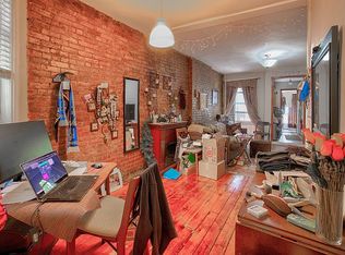 230 E 6th St #8, New York, NY 10003