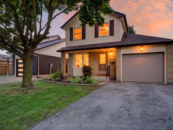 1111 Aldersbrook Rd, London, ON N6G 2X2