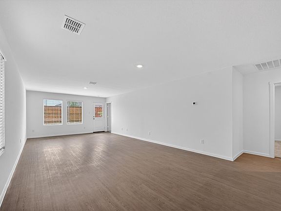 5th image of 1316 Alfred St