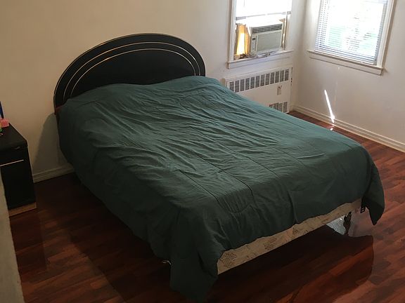 Master Bedroom (1)
