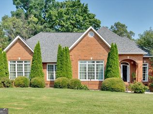 11 Crossbridge Ct, Cartersville, GA 30120
