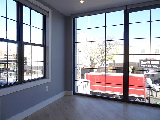 Rented by Premier Metro Realty Corp | media 32