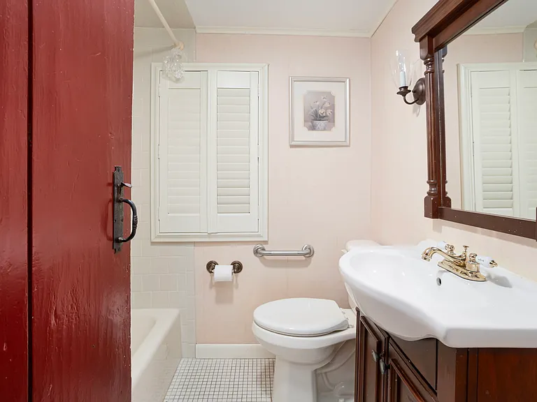 1515 South Rd — Photo 45