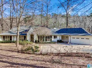 23 Pine Ridge Ln, Birmingham, AL 35213