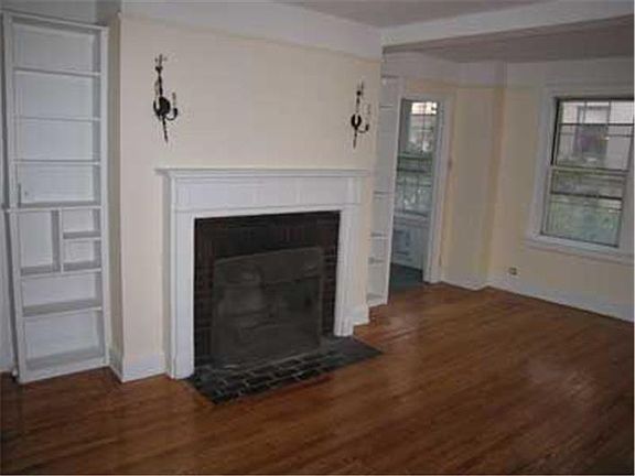 2nd image of 31 E 12th St APT 6C