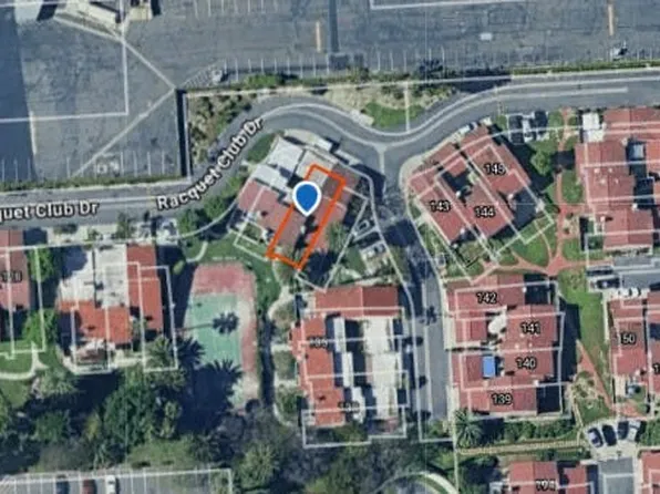 133 Racquet Club Dr, Compton, CA 90220