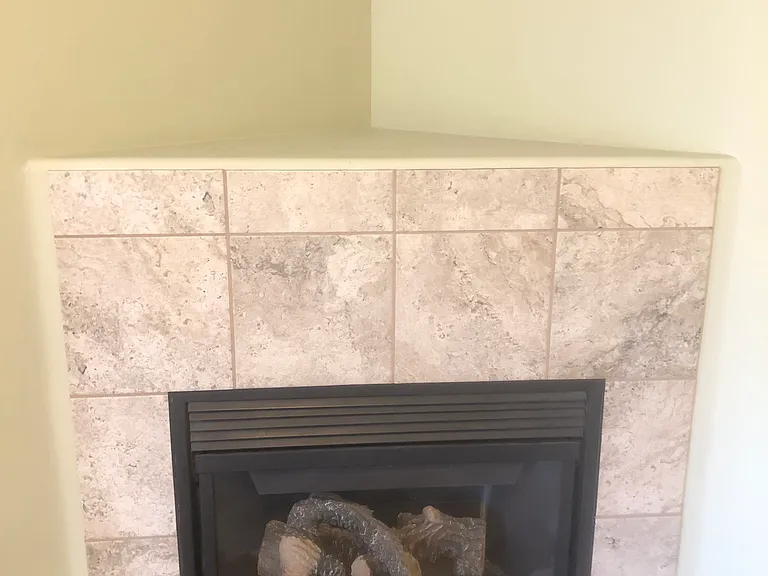 409 Maxs Pl — Photo 6