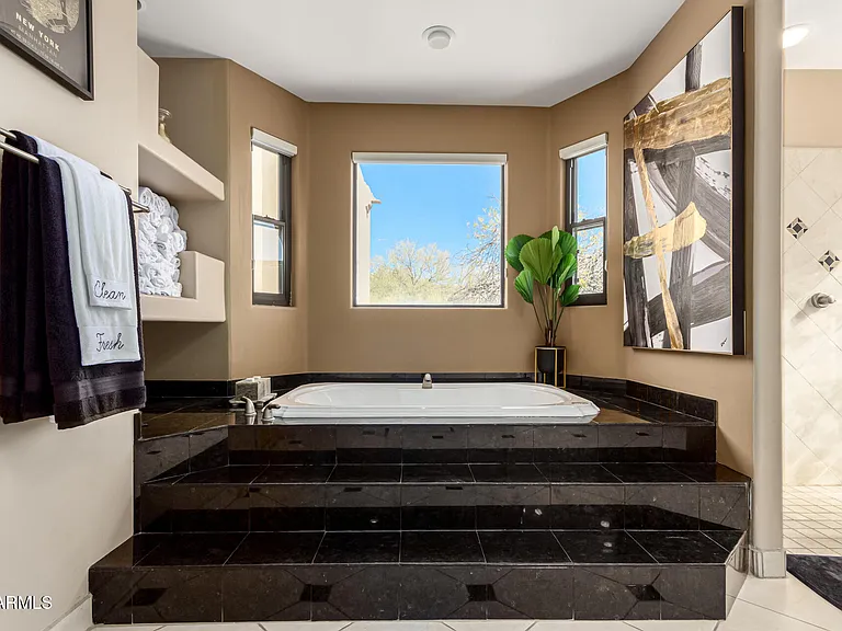 10004 E Santa Catalina Dr — Photo 26