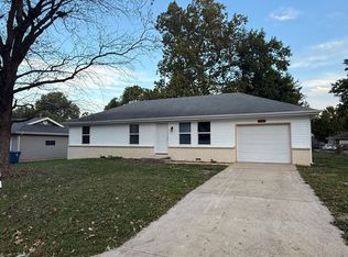 607 Aspen Dr, Nixa, MO 65714