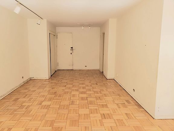 2nd image of 411 E 57th St APT 15F